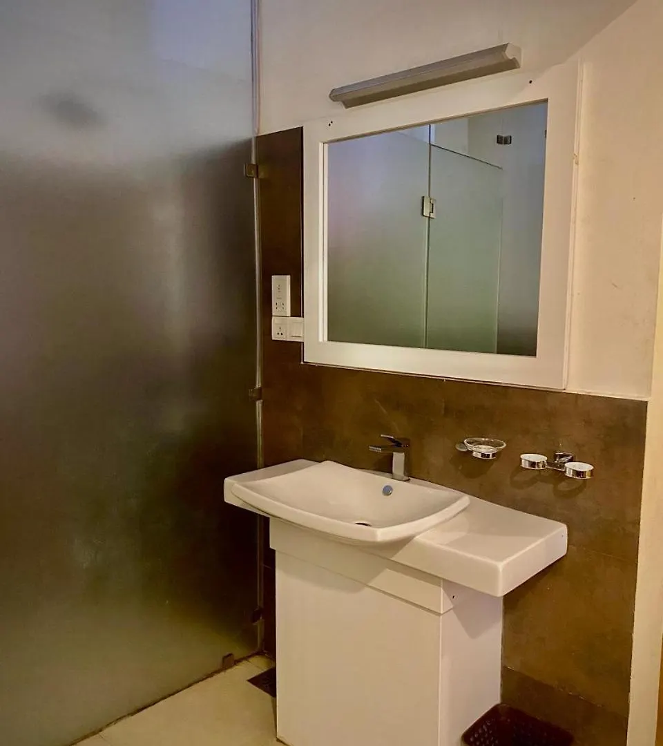 Woodnest Villa Rustic Kochchikade Hotel