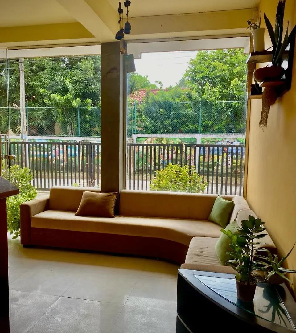 Woodnest Villa Rustic Kochchikade
