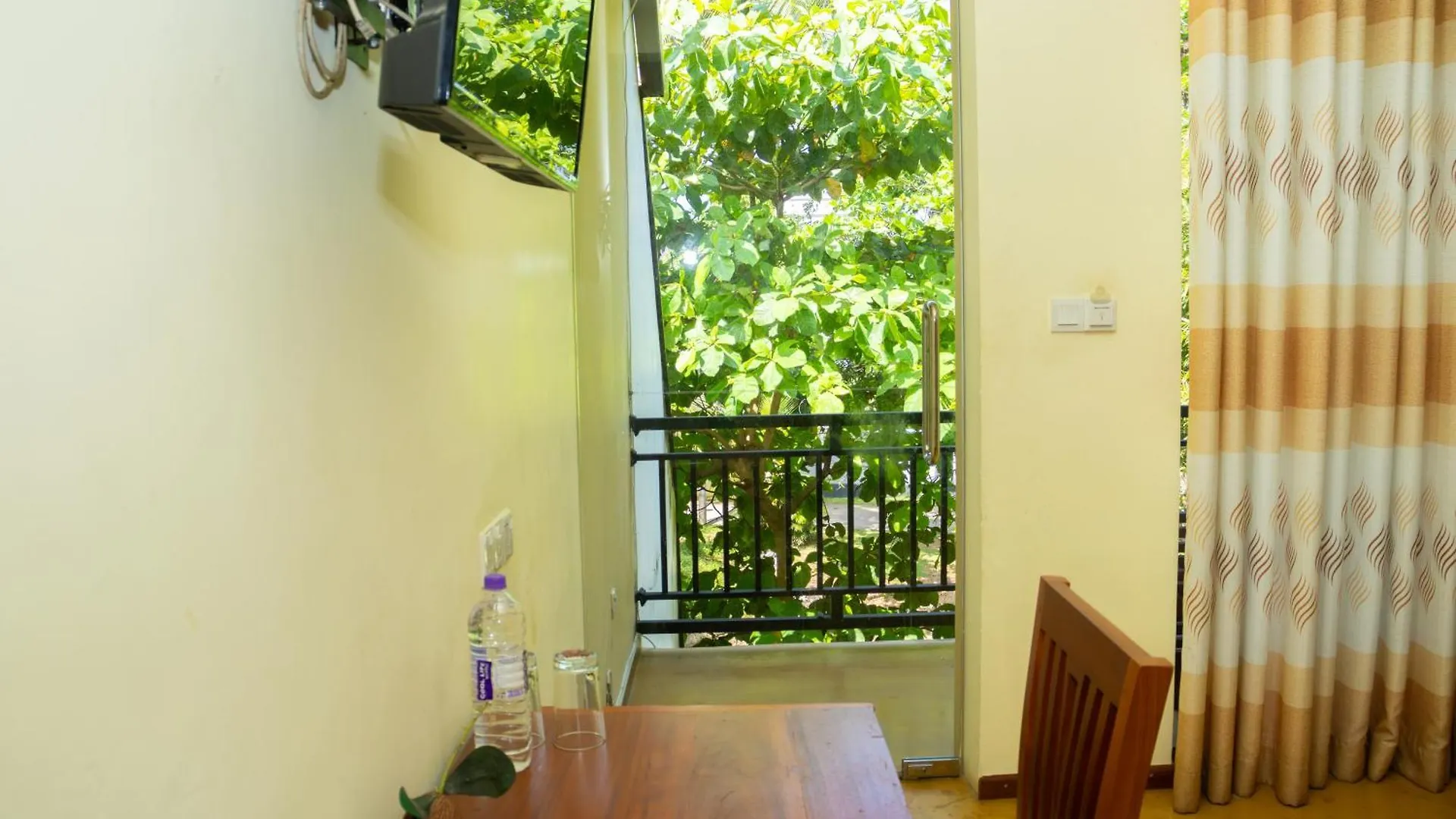 Hotel Woodnest Villa Rustic Kochchikade Sri Lanka