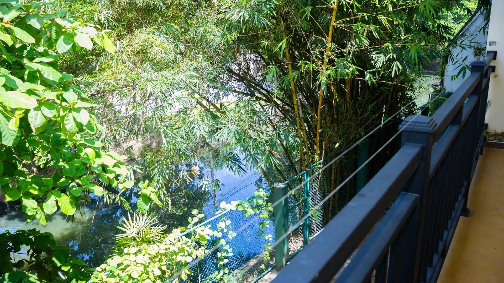 Hotel Woodnest Villa Rustic Kochchikade